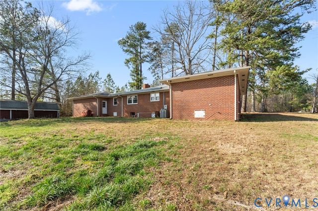 17302 McKenney Ave, Dewitt, VA 23840