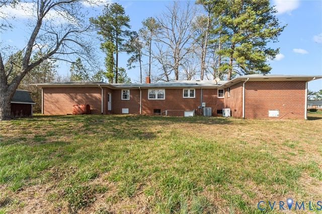 17302 McKenney Ave, Dewitt, VA 23840