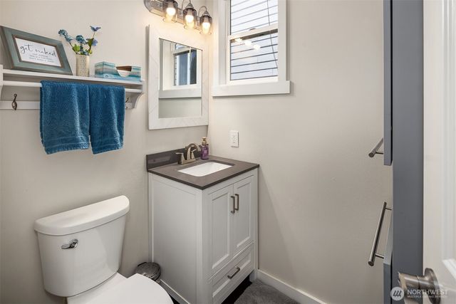 827 180th Street SW, Lynnwood, WA 98037