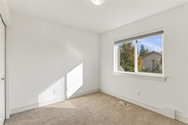 181 SW 311th Place, Federal Way, WA 98023