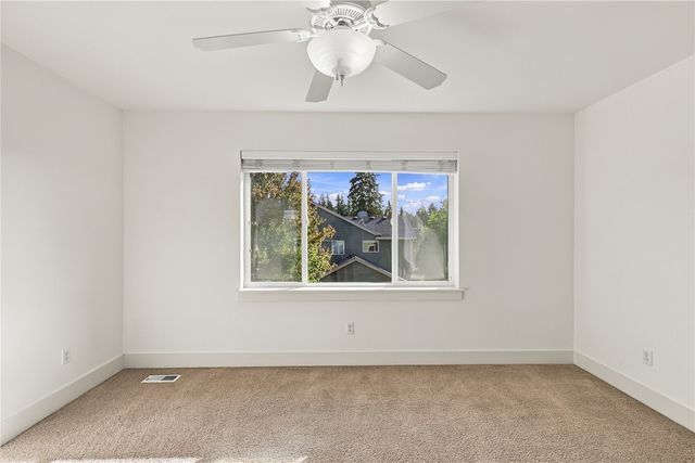181 SW 311th Place, Federal Way, WA 98023