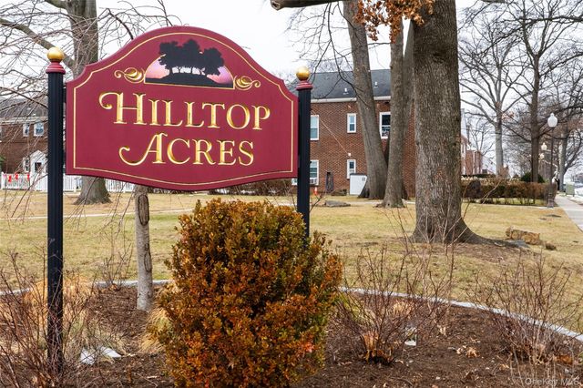 135 Hilltop Acres 135, Yonkers, NY 10704