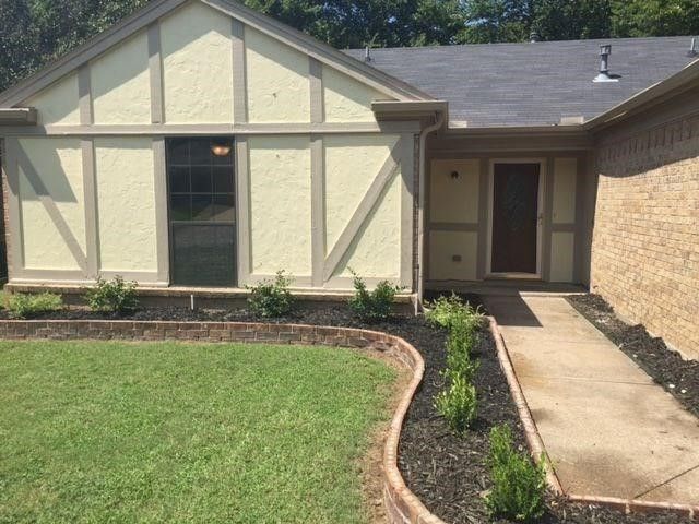 6311 Twinhill Drive, Arlington, TX 76016