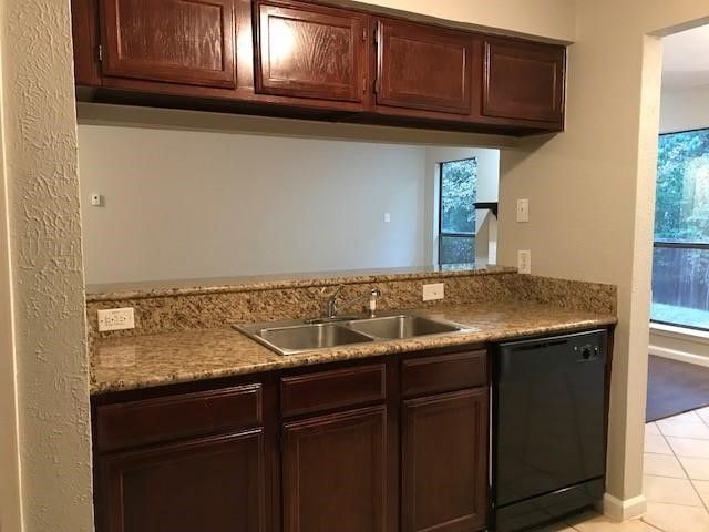 6311 Twinhill Drive, Arlington, TX 76016