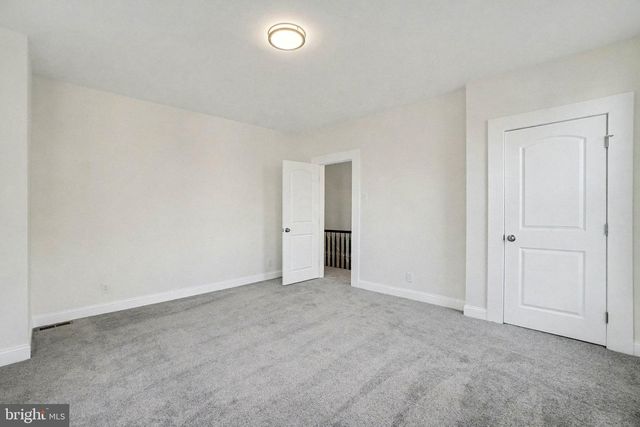 35 N FRANKLIN ST, Waynesboro, PA 17268