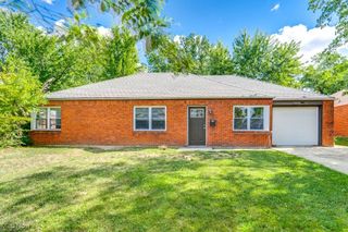 577 Sycamore Drive, Euclid, OH 44132