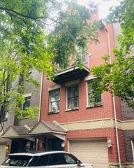 556 E 32nd Street C, Chicago, IL 60616