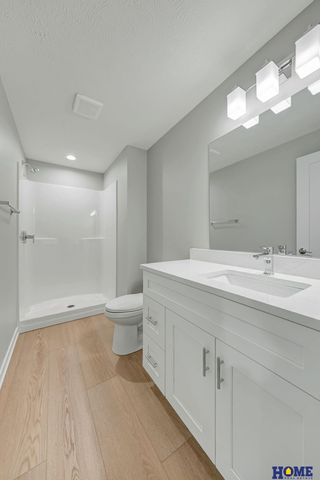 103 W Cowdrey Lane, Lincoln, NE 68523