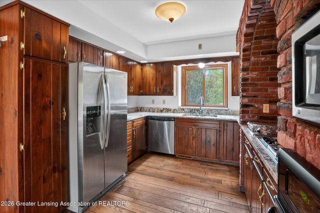 12830 Upton Road, Bath, MI 48808