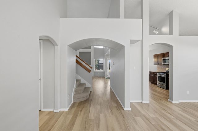 9005 Cactus Trail Road NW, Albuquerque, NM 87114