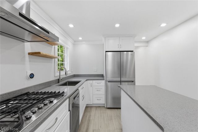 22875 Fairmount Boulevard, Shaker Heights, OH 44118