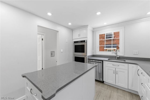 22875 Fairmount Boulevard, Shaker Heights, OH 44118