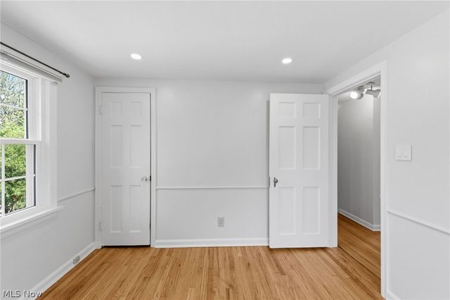 22875 Fairmount Boulevard, Shaker Heights, OH 44118