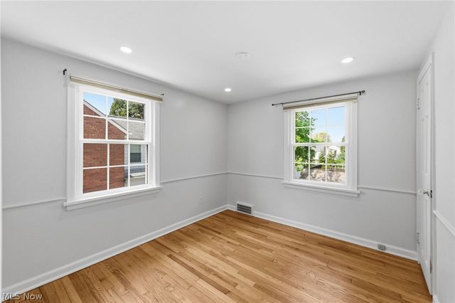 22875 Fairmount Boulevard, Shaker Heights, OH 44118