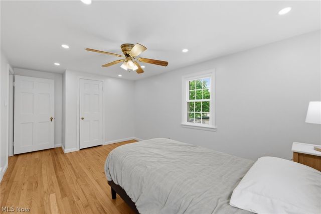 22875 Fairmount Boulevard, Shaker Heights, OH 44118