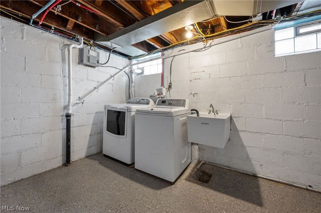 22875 Fairmount Boulevard, Shaker Heights, OH 44118