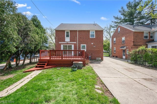 22875 Fairmount Boulevard, Shaker Heights, OH 44118