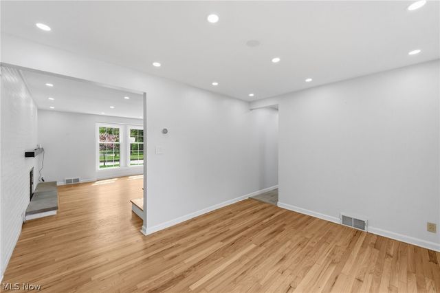 22875 Fairmount Boulevard, Shaker Heights, OH 44118