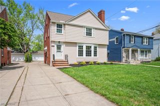22875 Fairmount Boulevard, Shaker Heights, OH 44118