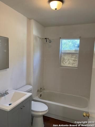 519 walton, San Antonio, TX 78225