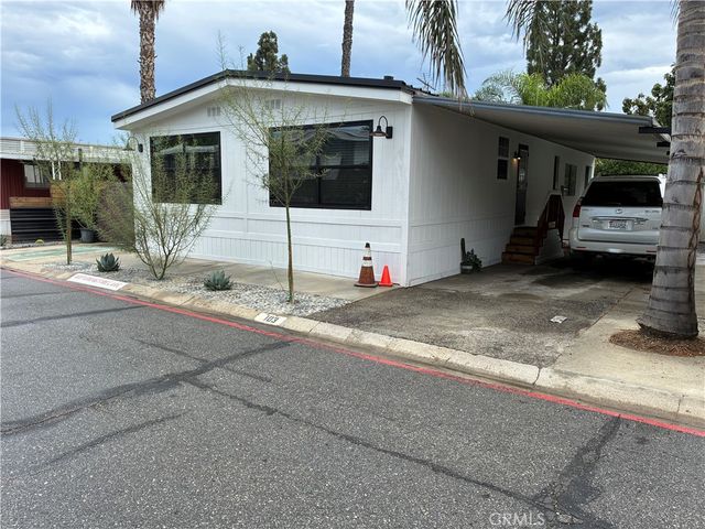 3883 Buchanan 103, Riverside, CA 92503