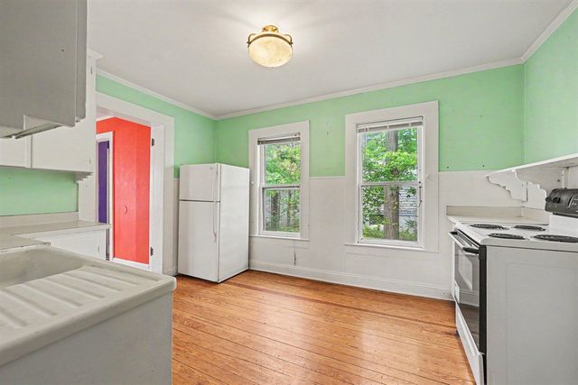 95 Oakwood Street, Ypsilanti, MI 48197