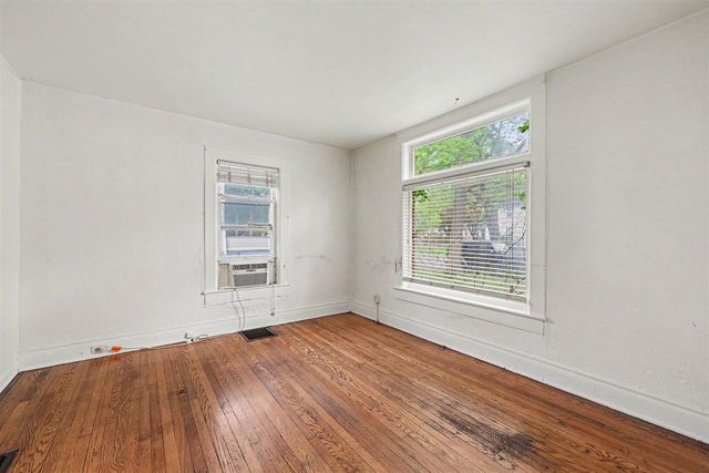 95 Oakwood Street, Ypsilanti, MI 48197
