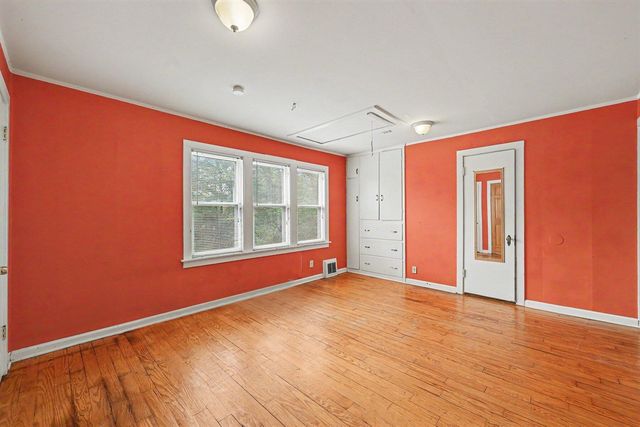 95 Oakwood Street, Ypsilanti, MI 48197