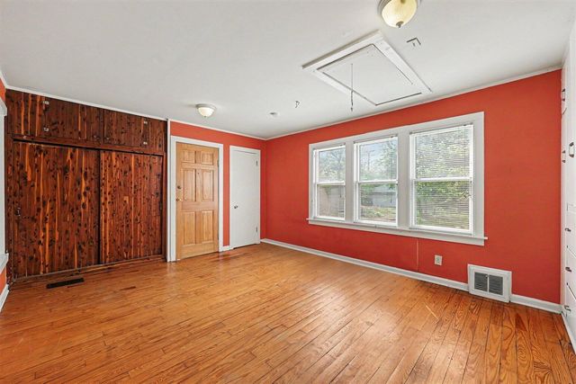 95 Oakwood Street, Ypsilanti, MI 48197