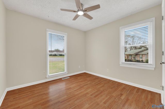 182 Effie Drive, Hazel Green, AL 35750