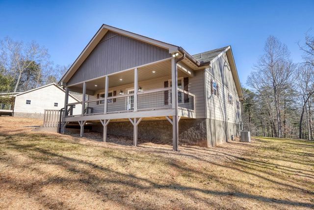 1323 John Smith Road E, Blairsville, GA 30512