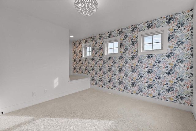 N8861 NOE ROAD, Menasha, WI 54952