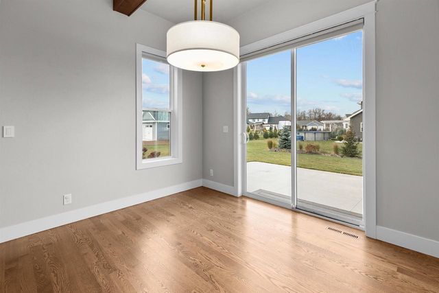 N8861 NOE ROAD, Menasha, WI 54952