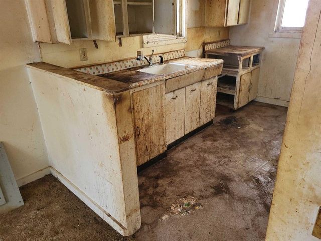 801 Best Street, Vicksburg, MI 49097