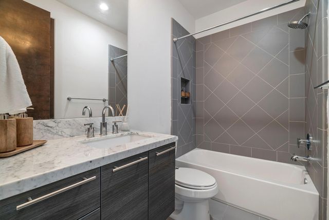 4007 Portsmouth Avenue, Houston, TX 77027