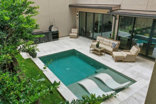 4007 Portsmouth Avenue, Houston, TX 77027