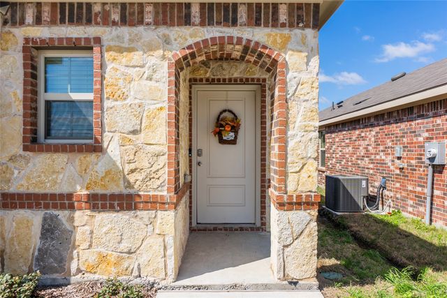 2008 Bailer Way, Royse City, TX 75189