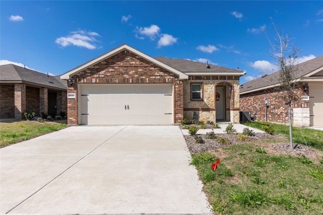 2008 Bailer Way, Royse City, TX 75189