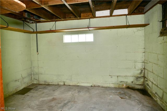 280 Austin Avenue NW, Warren, OH 44485