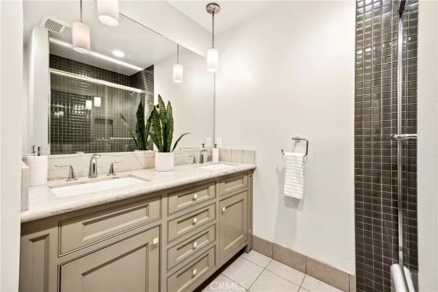 2201 Skyline Dr., Fullerton, CA 92831