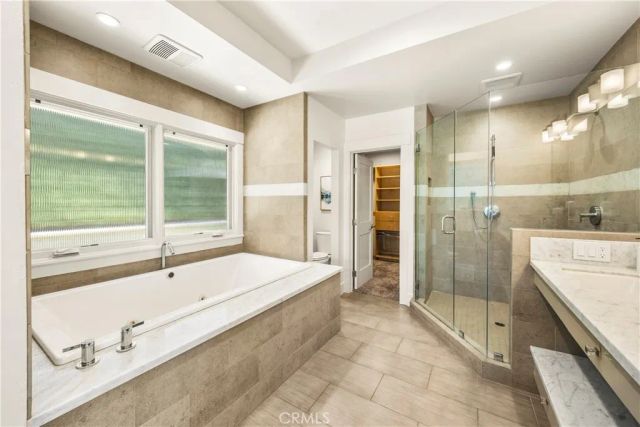2201 Skyline Dr., Fullerton, CA 92831