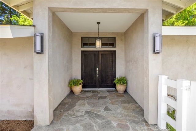 2201 Skyline Dr., Fullerton, CA 92831