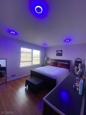 154 S 6Th Ave, Manville Boro, NJ 08835