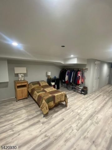 154 S 6Th Ave, Manville Boro, NJ 08835