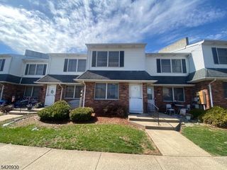 154 S 6Th Ave, Manville Boro, NJ 08835