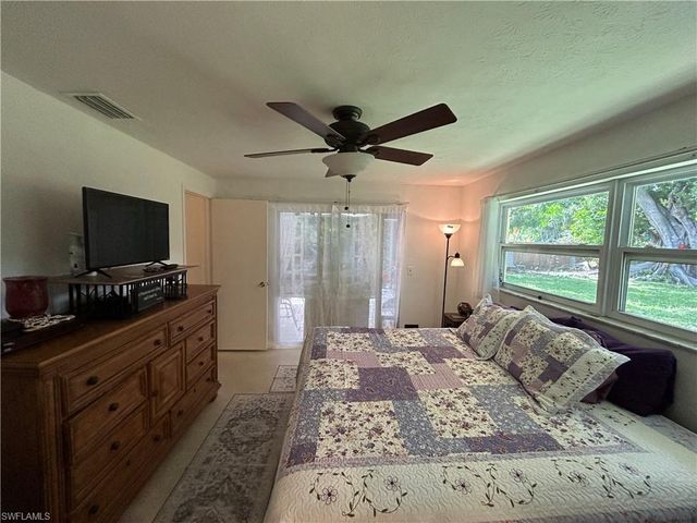 1649 N Hermitage RD, Fort Myers, FL 33907