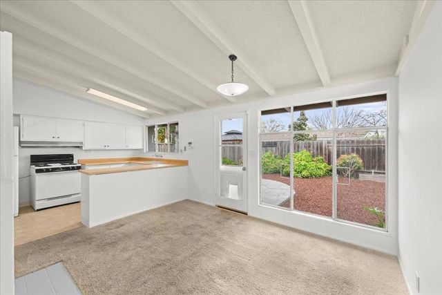 1297 Socorro Avenue, Sunnyvale, CA 94089