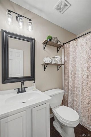 1053 Big Sky Drive, Fenton, MO 63026