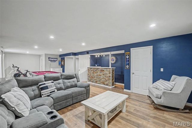 1053 Big Sky Drive, Fenton, MO 63026