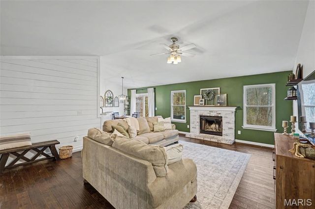 1053 Big Sky Drive, Fenton, MO 63026